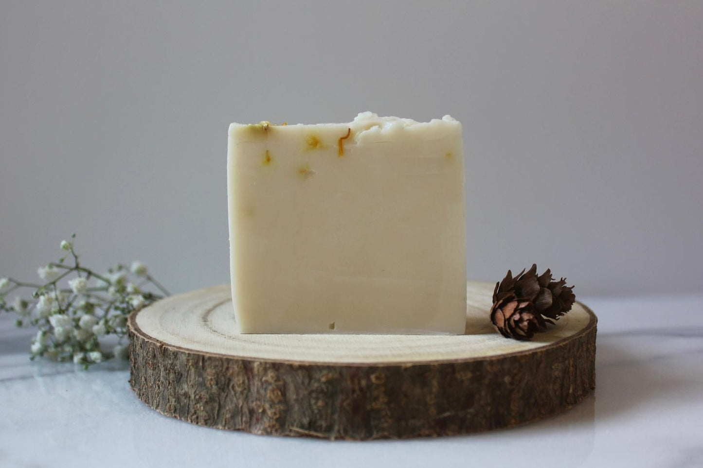 Honey & Amber Shea and Oatmeal Soap Bar