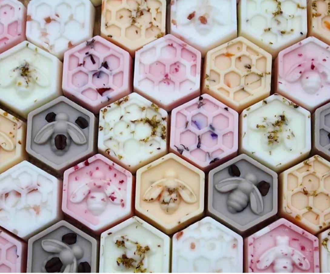 Discover Our Floral Fragrances